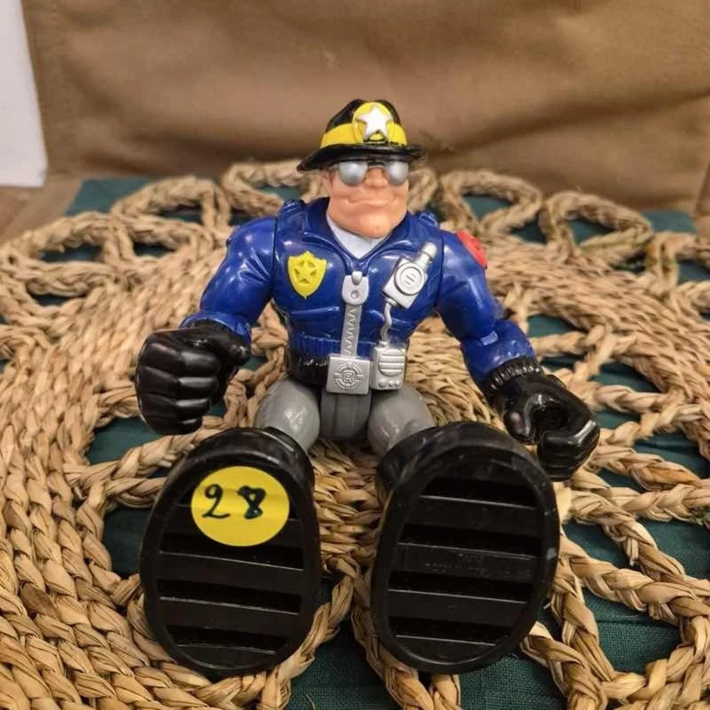 ✅Fisher Price Rescue Heroes Willy Stop Police Officer Action Figure 6#️⃣28